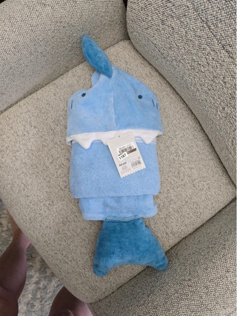 Brand new hooded towel from target item.1167bin21